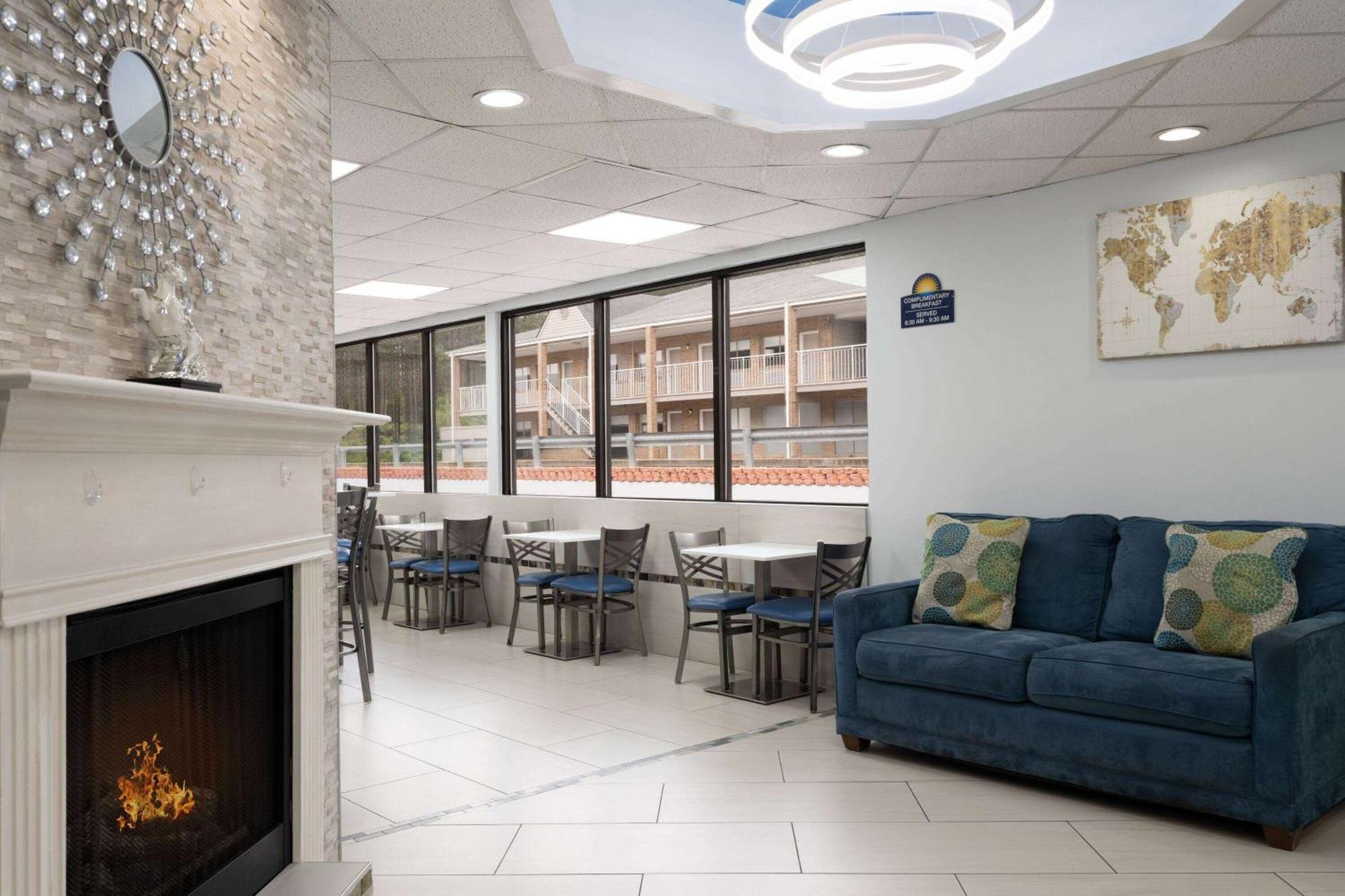 Days Inn By Wyndham Weldon Roanoke Rapids Eksteriør bilde